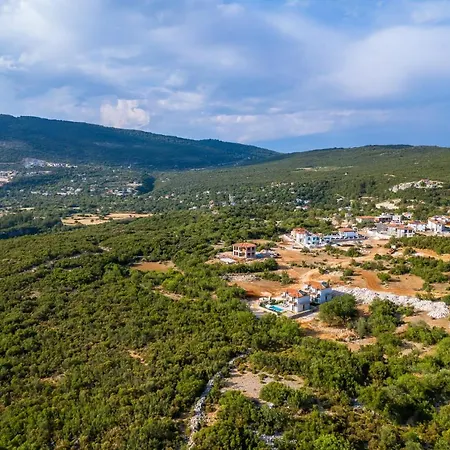 With Private Pool And Amazing View In