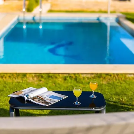 With Private Pool And Amazing View In